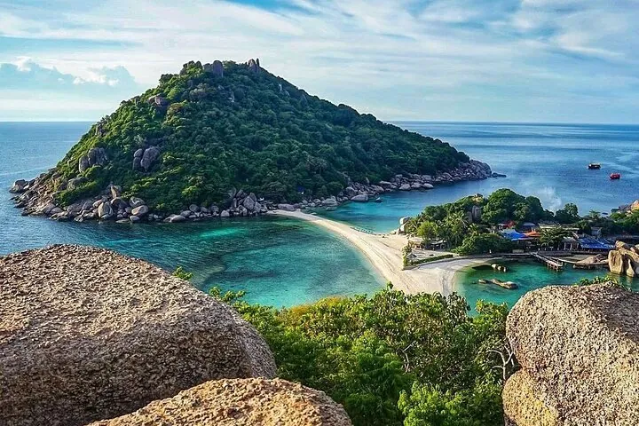 5 Islands Full-Day Tour Around Koh Tao and Koh Nangyuan