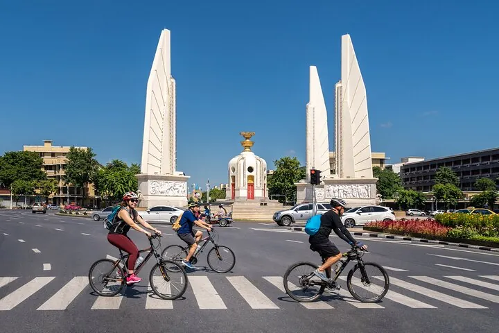 Bangkok: Backstreets and Temple Historic Bike Tour — photo 5