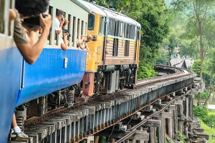 Bangkok: Bridge on the River Kwai and Thailand-Burma Railway Tour — photo 4