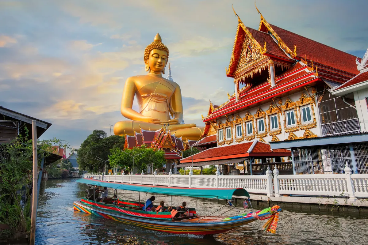 Bangkok Canal Tour: 2-Hour Longtail Boat Ride