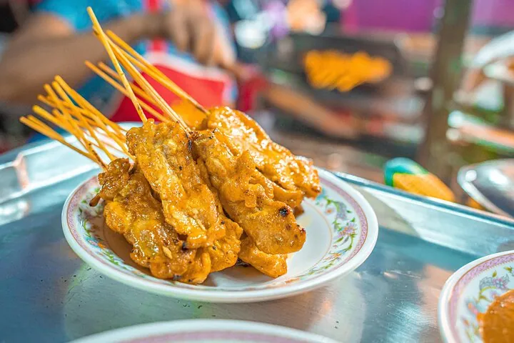 Bangkok Evening Food Tour by Tuktuk — photo 4