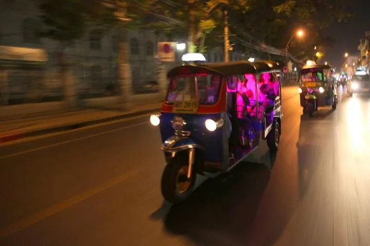Enjoy whizzing round Bangkok in a tuk tuk