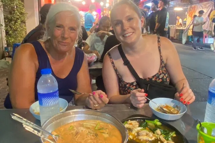 Bangkok Night Food Tour By Tuk Tuk — photo 3