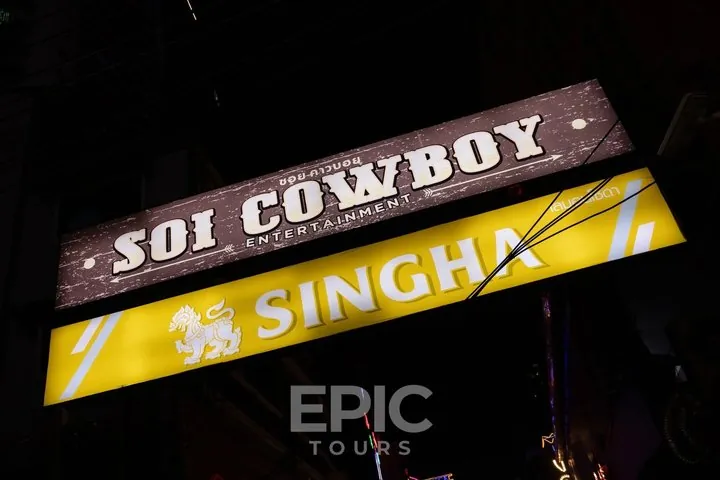 Bangkok: Rooftops, Clubs & Go Gos-Soi Cowboy, Soi 11 Night tour — photo 5
