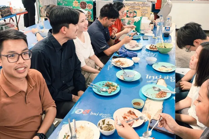 Bangkok's Most Authentic Guided Food Tour with 10+ Tastings — photo 2