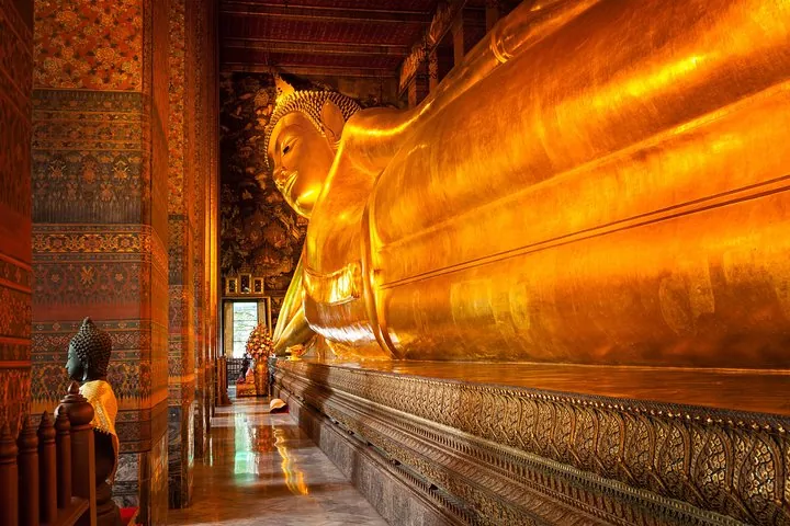 Wat Pho (Reclining Buddha)