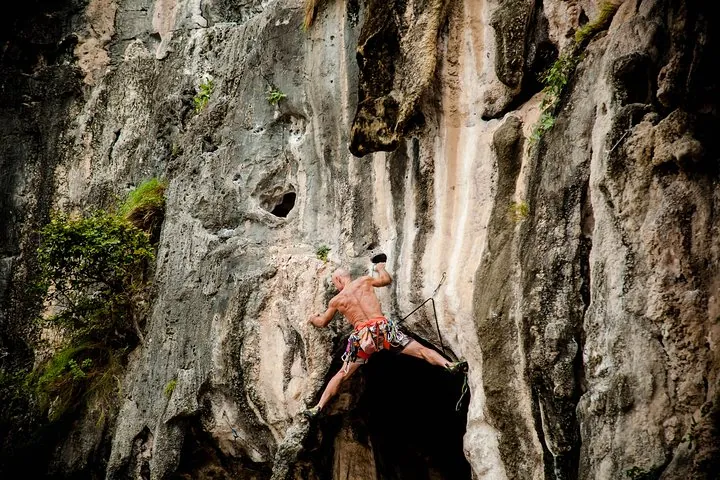 Thailand rock climbing
