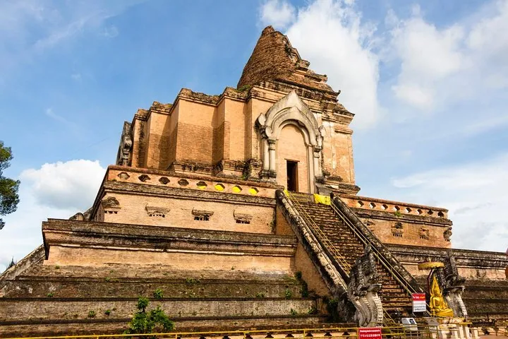 Chiang Mai Best City Tour with Doi Suthep, Pha Lat & Chedi Luang — photo 3