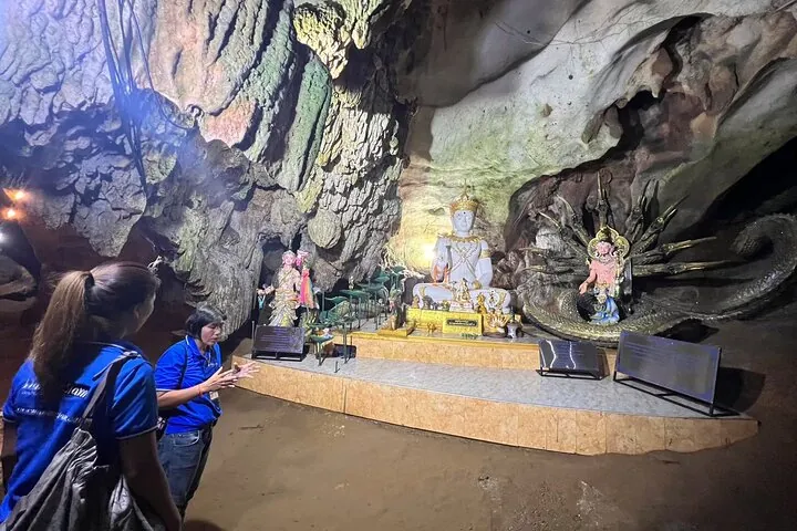 Chiang Mai Day Tour: Chiang Dao Cave and Hill Tribes — photo 2