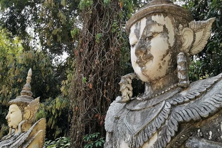 Entrance at Wat Pha Lat