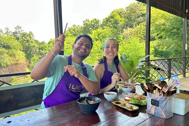 Fun tasting your own cooking at i-Like Thai Cooking