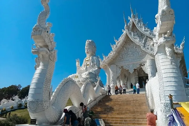 Wat Huay Pla Kang