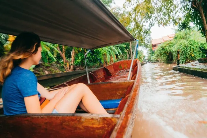 Damnoen Saduak Floating Market and Maeklong Railway Market Tour — photo 3