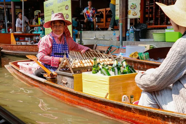 Day Trip to Bangkok Floating Market & Maeklong Railway — photo 3
