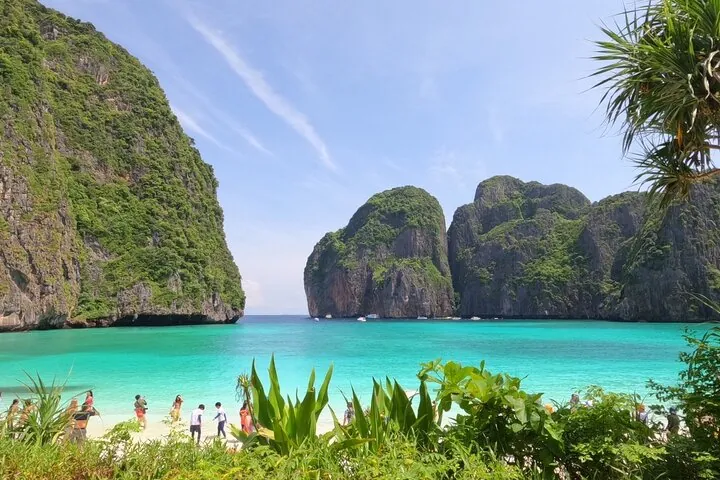 From Phi Phi: Sunrise & Beat The Crowds to Maya Bay by Speedboat