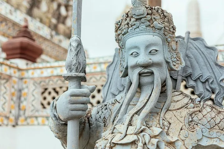 Full Day Bangkok PRIVATE City Tour With Locals - Wat Trimit & Wat Pho tickets — photo 5