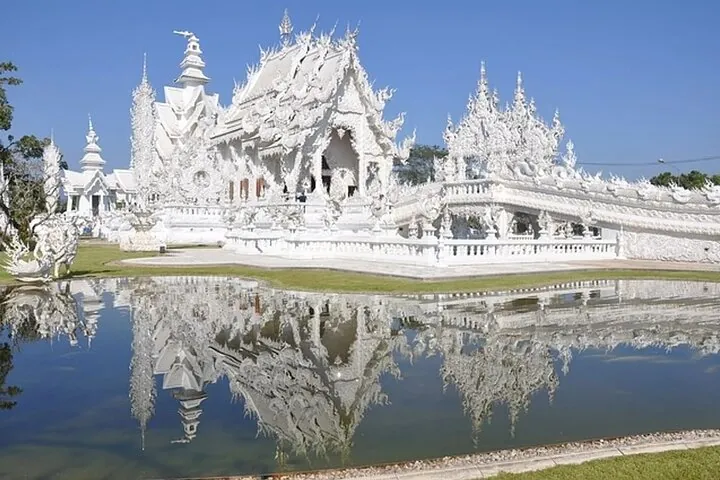 Full Day Group Tour in Chiang Rai