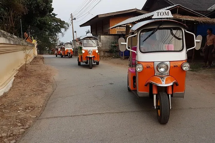 Full-Day Guided Tuk Tuk Chiang Mai Adventure and Rafting