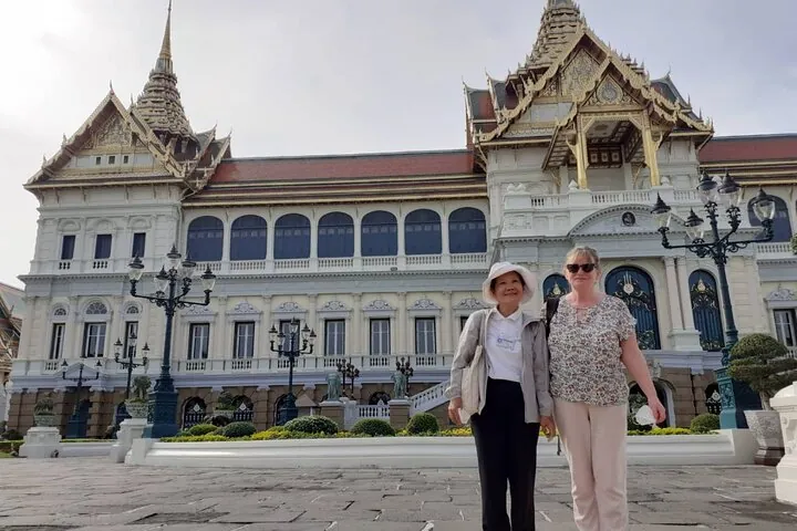 Grand Palace & Temples of Bangkok with experienced guide — photo 5