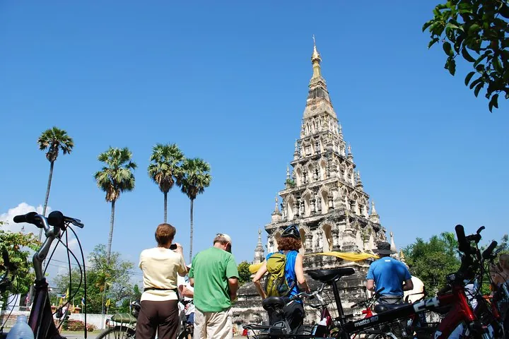 Half-Day Colors of Chiang Mai Biking Tour — photo 2
