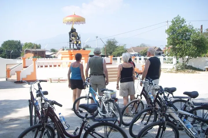 Half-Day Colors of Chiang Mai Biking Tour