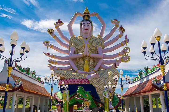 The temple design has elements of Animism, Brahminism, Buddhism, and Chinese. There are so many spots to take photos.