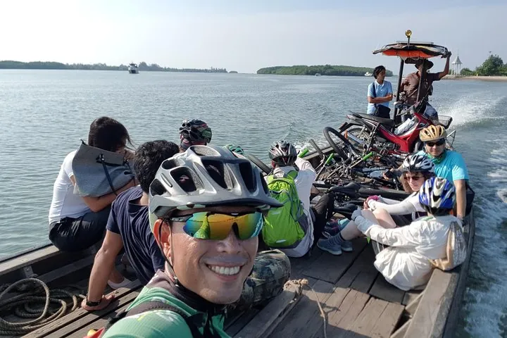 Half day Koh Klang culture cycling