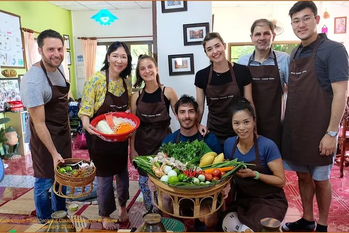 Chiang Rai Thai Cooking Class with Market Tour