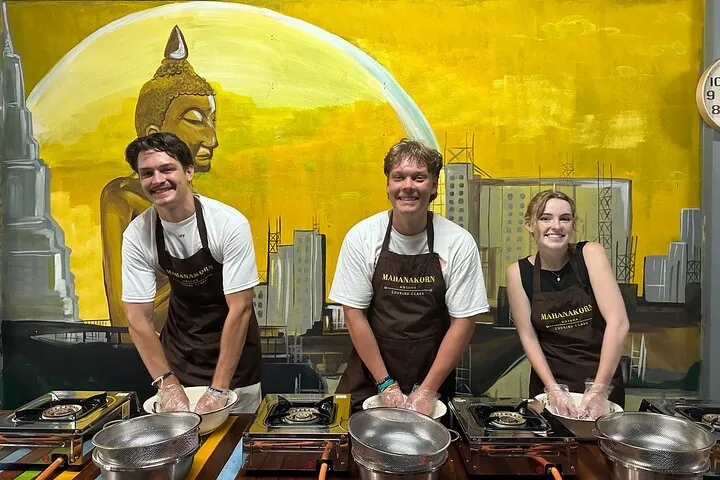 Hands-On Thai Cooking Class Bangkok with Local Chef (Small Group) — photo 3