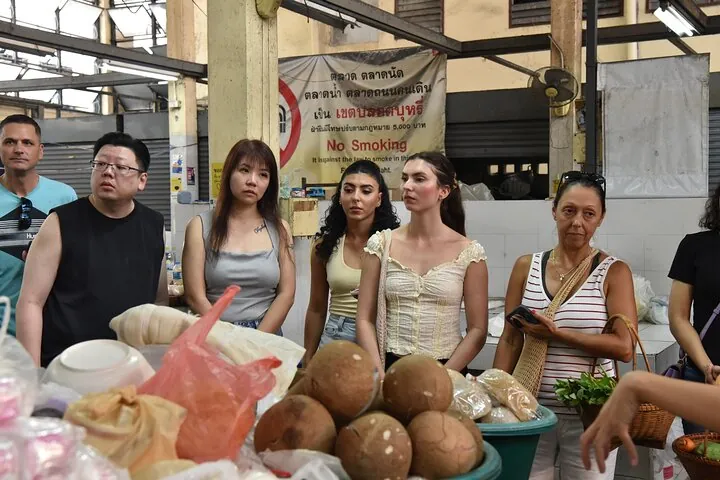 Hands On Thai Cooking Class & Market Tour in Sathon, Bangkok — photo 3