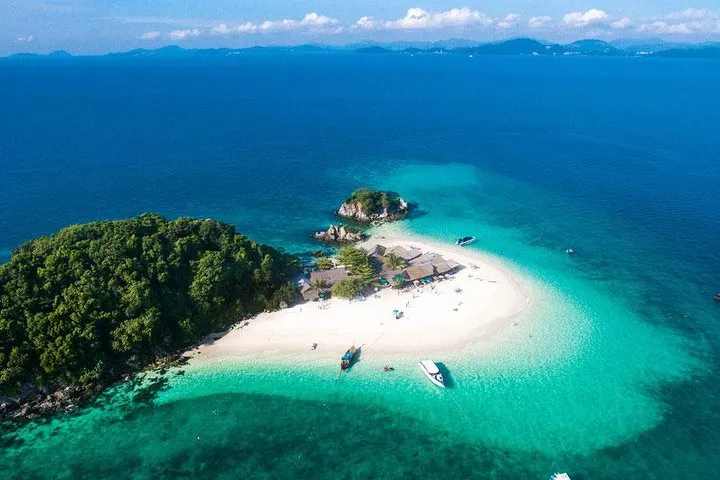Khai Islands Snorkeling Premium Trip From Phuket