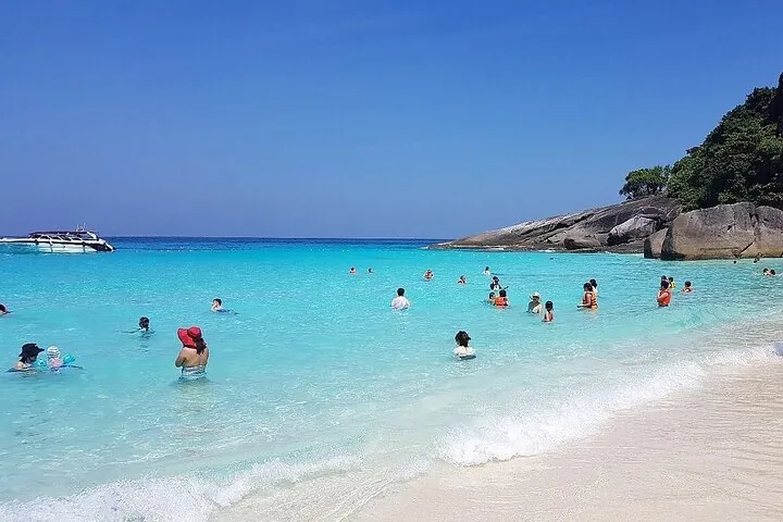 Koh Tao & Koh Nang Yuan Snorkeling Tour by Speed Boat from Samui — photo 5