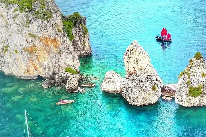 Krabi 4 Island Sunset Snorkeling Cruise + Bioluminescent Swim — photo 5