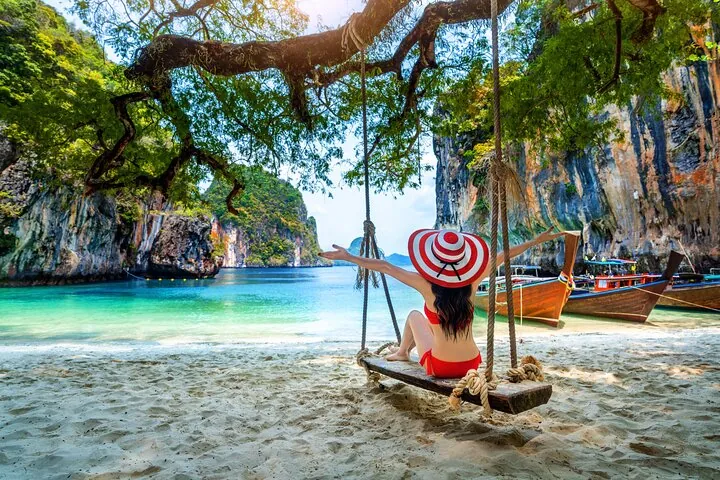 Krabi Hong Island Tour: Charter Private Long-tail Boat — photo 2