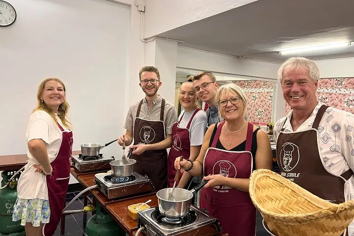 Lanna Smile Thai Cooking Class in Chiang Mai with Market tour — photo 5