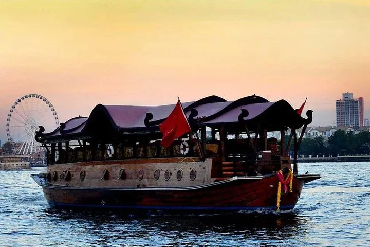 The boat at Sunset