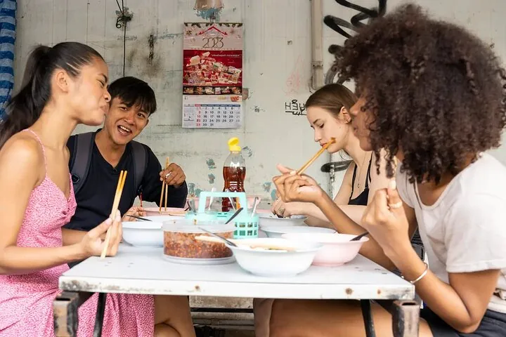 Must-Try: Hidden Bangkok Bike and Food Tour — photo 3