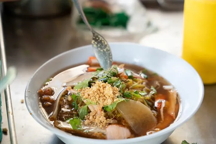 Must-Try: Hidden Bangkok Bike and Food Tour — photo 5