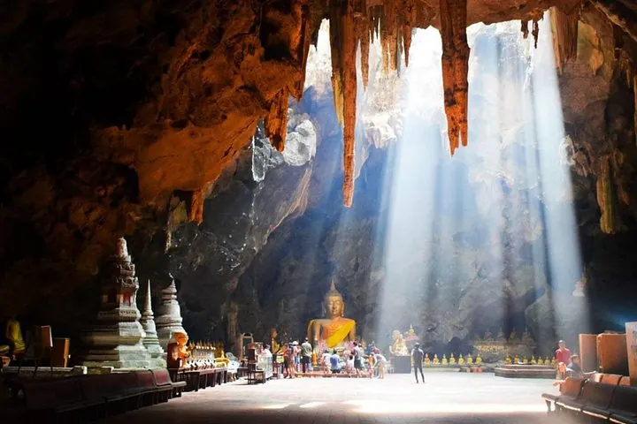 Petchaburi Day Tour from Hua Hin: Cave, Palace, Temple