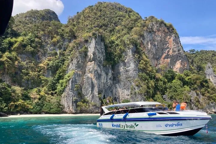 Phi Phi Early Bird & 4 Islands - Day Tour by Speedboat From Krabi — photo 2