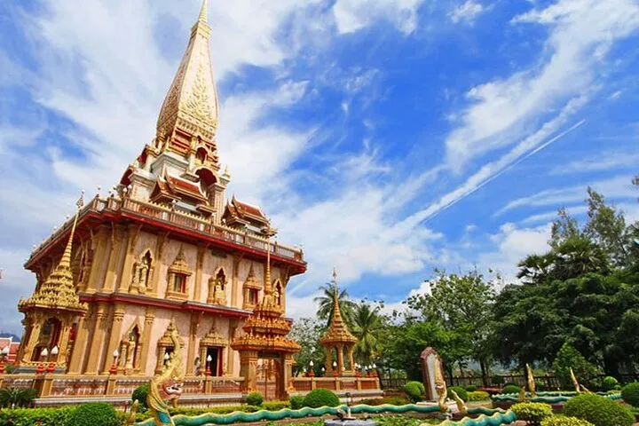 Phuket Sightseeing Tour with the insider guide