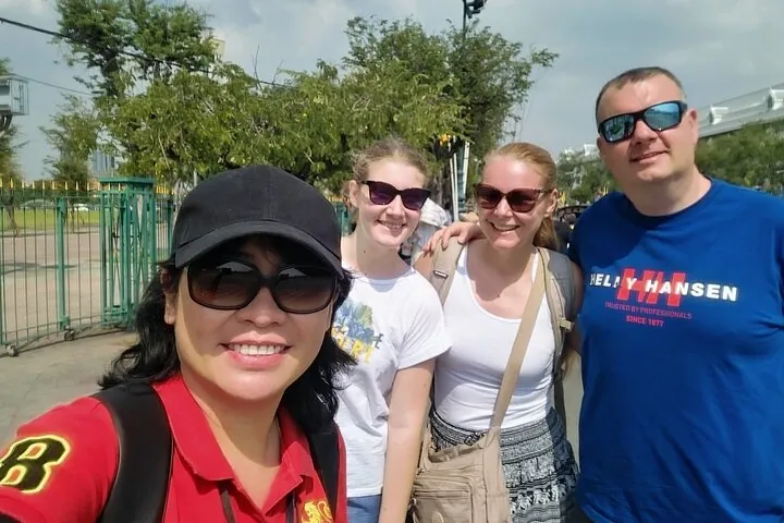 Private Custom Tour with a Local Guide