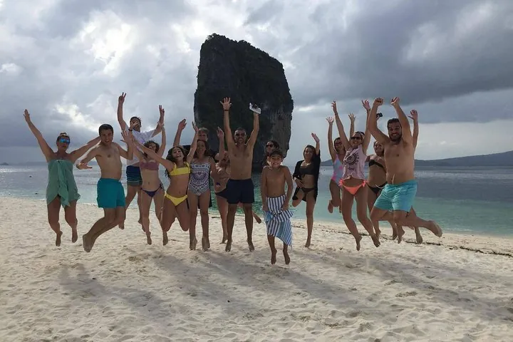 Railay and 4-Island Sunset Speedboat Cruise with Night Snorkel