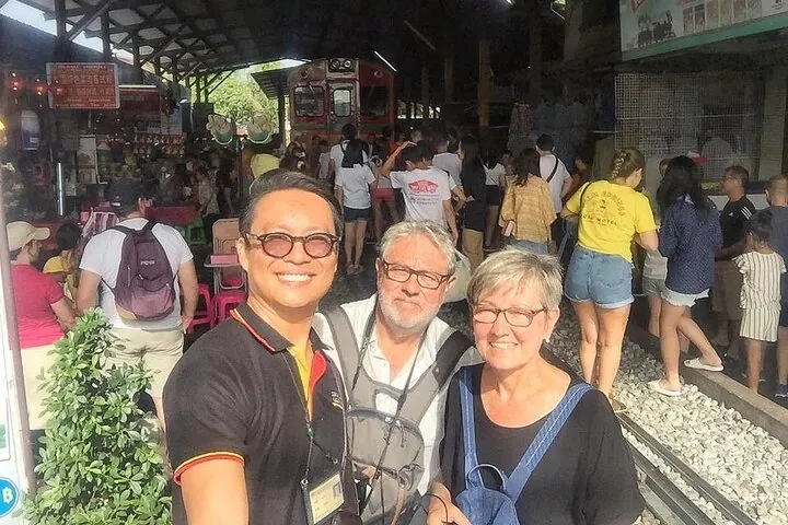 Railway and Floating Markets with Free Brunch — photo 5