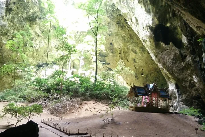 Sam Roi Yod National Park & Praya Nakhon Cave Join Group Tour — photo 2