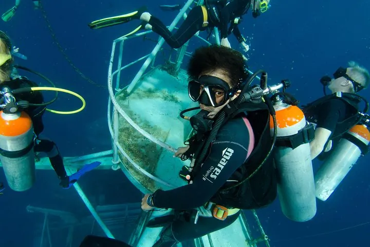 htms chang shipwreck koh chang