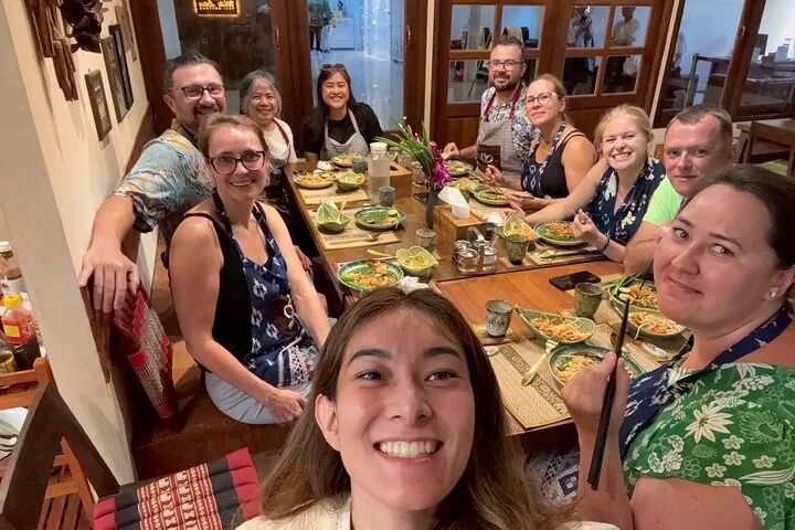 Thai Cooking Class in Bangkok's Old Town with Market Tour — photo 5