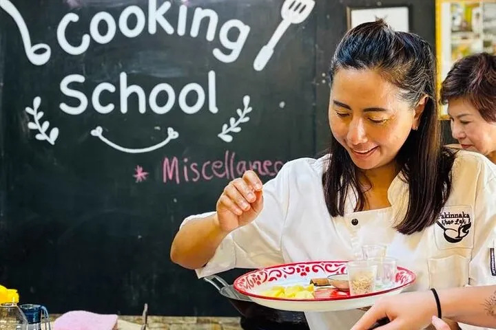 Thai Cooking Class in Khao Lak by Amazon Prime Series Chef — photo 2