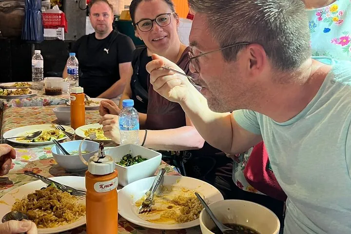 The Highest Rated Food Tour in Bangkok 10+ Tastings — photo 4