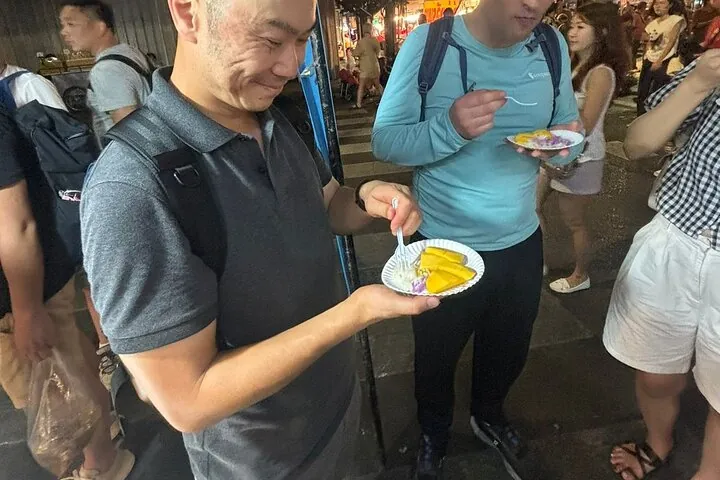 The Highest Rated Food Tour in Bangkok 10+ Tastings — photo 5